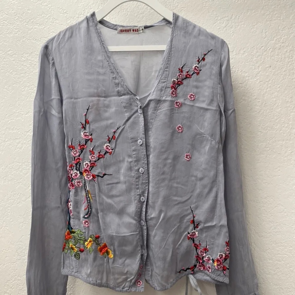 Johnny Was Light Blue embroidery women V-neck top blouse tunic SizeS